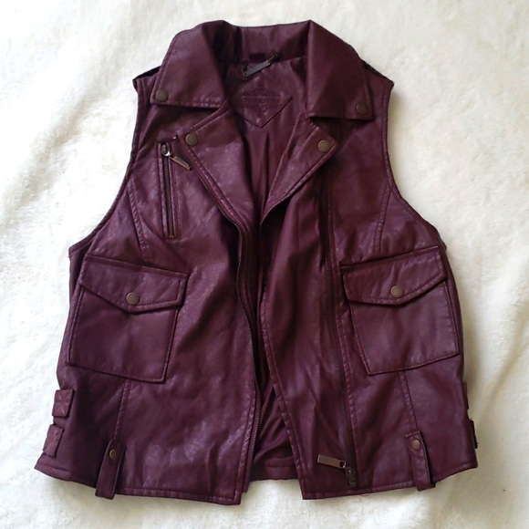 Jou Jou Jackets & Blazers - Leather burgundy vest
